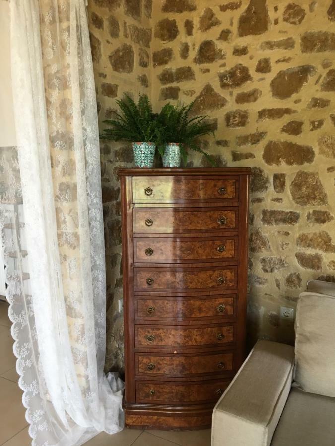 Olive Tree Cottage 2 Néa Péramos Eksteriør billede