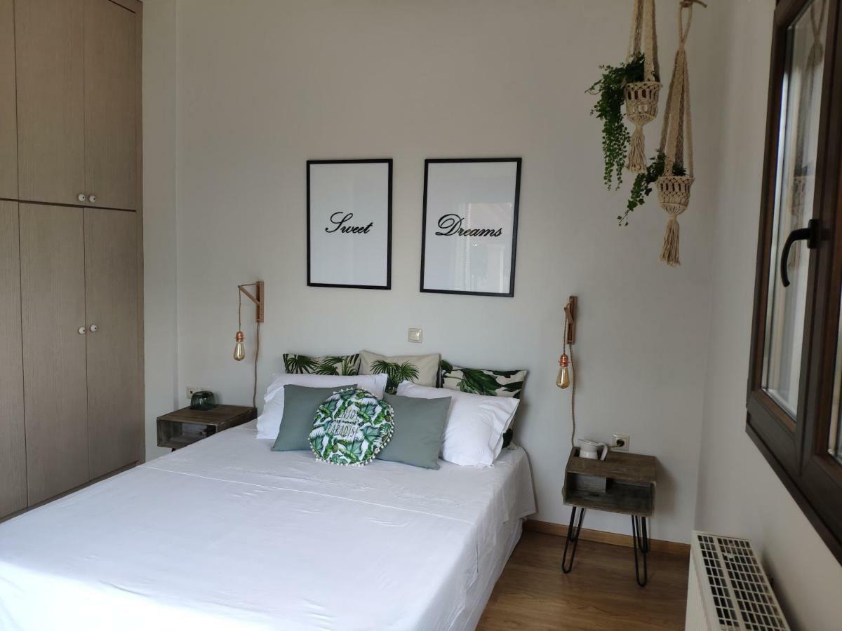 Olive Tree Cottage 2 Néa Péramos Eksteriør billede