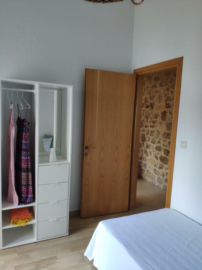 Olive Tree Cottage 2 Néa Péramos Eksteriør billede